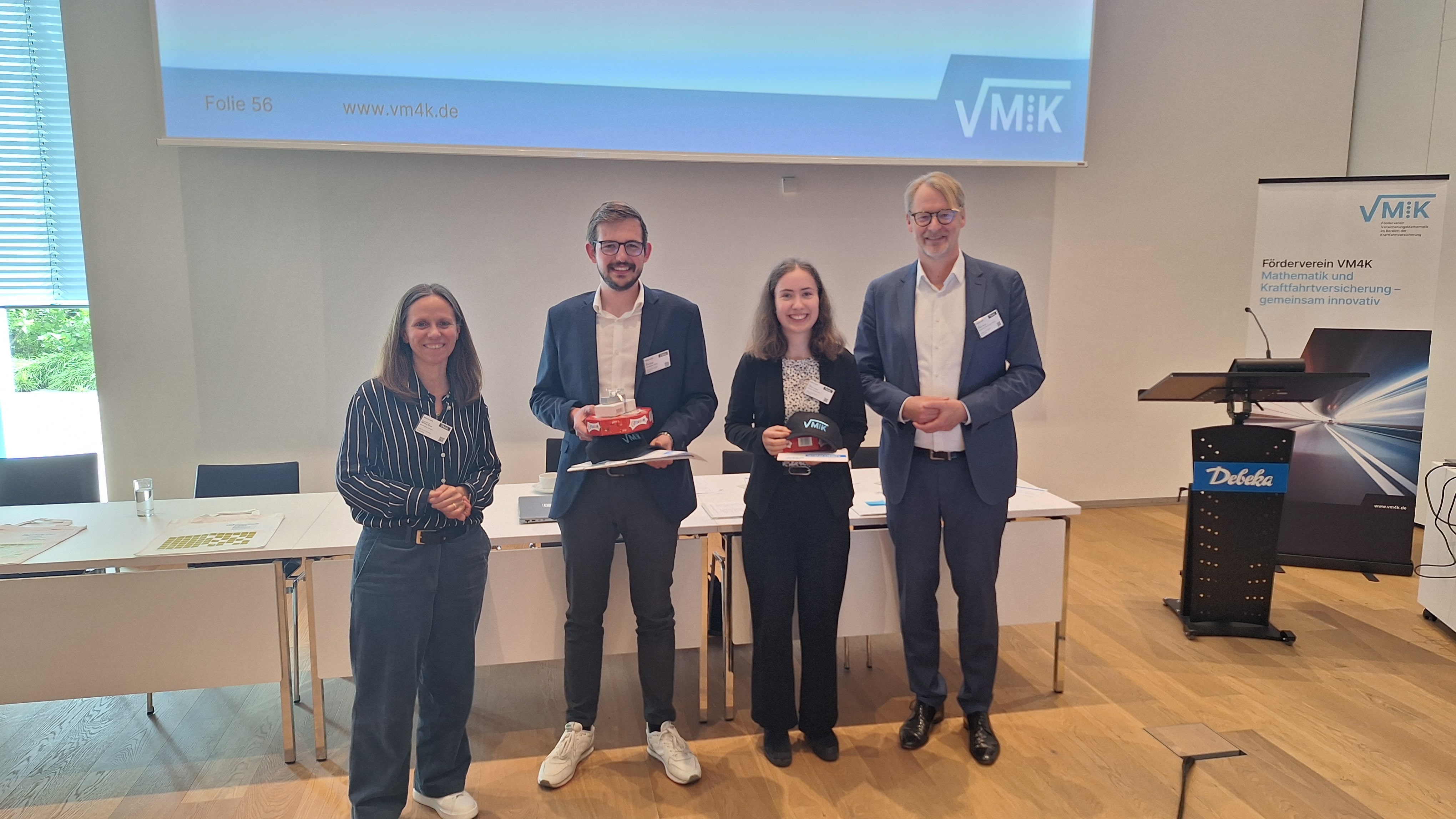 Stipendiumsbergabe für das VM4K Speedpraktikum 2025